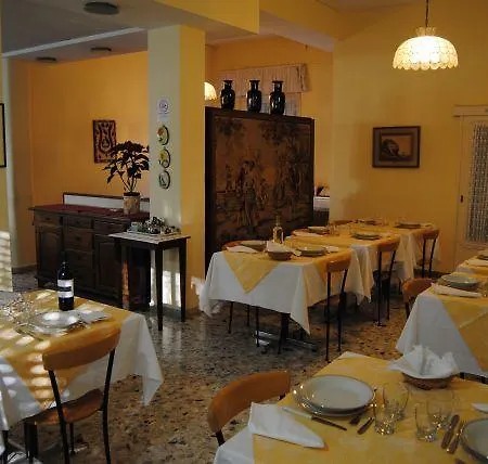 Casa Diomira Otel Lido di Camaiore