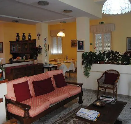 Otel Casa Diomira 2*
