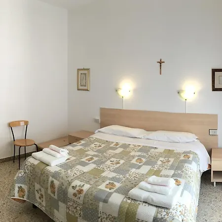 Otel Casa Diomira Lido di Camaiore